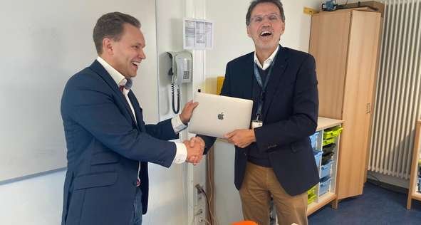 Cyntegrity and MongoDB support Metropolitan School students